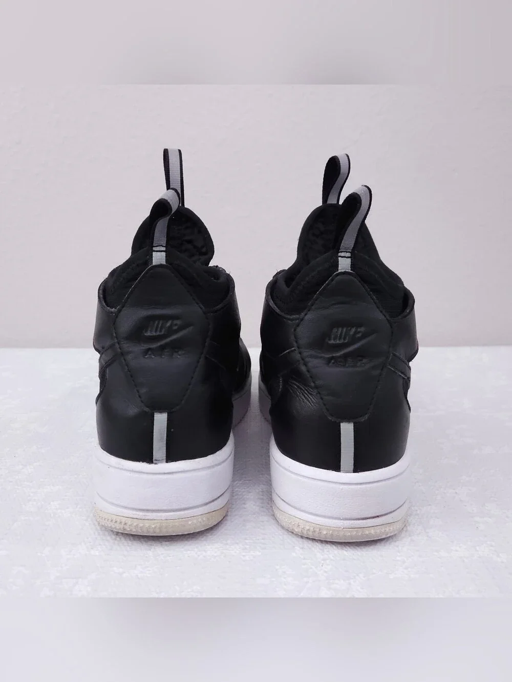 NIKE Air Force 1 Ultraforce Mid Sneakers US 8 Black White